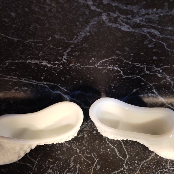 2 Fenton Shoe Slippers Daisy And Button And Cat Hobnail Patterns Milk - Picture 5 of 7